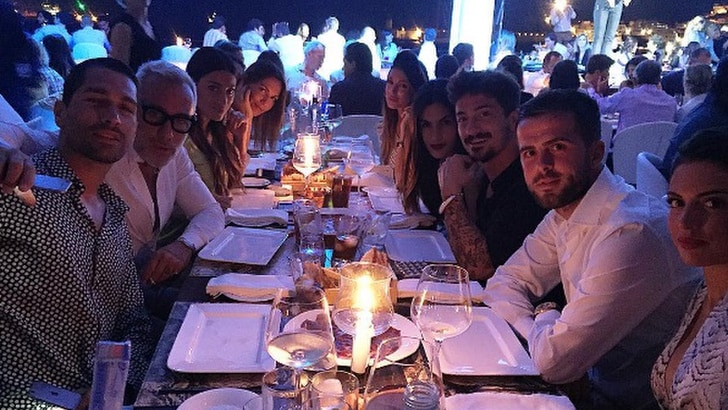 Pjanic a Ibiza con la moglie: eccolo alla festa di Borriello - Tuttosport