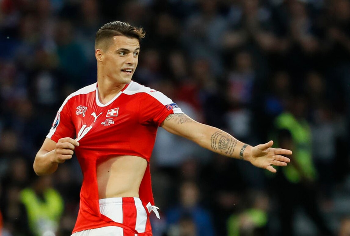 Euro 2016, Shaqiri e le maglie strappate: «Spero che la Puma non produca preservativi»