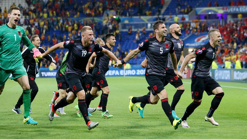 Euro 2016: festa Albania, passaporto diplomatico a giocatori