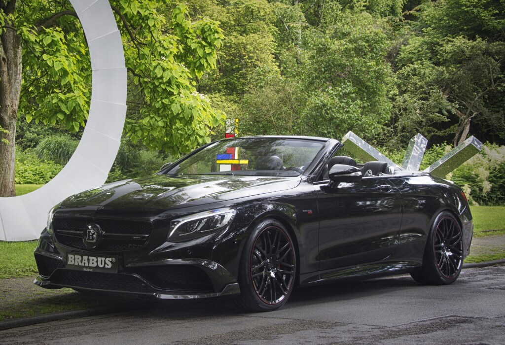 Brabus 850 Cabrio, la 4 posti a cielo aperto più veloce del mondo