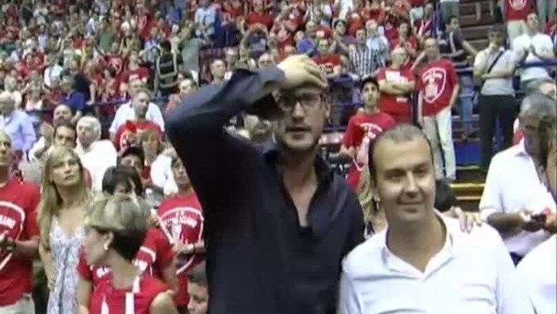 Basket, Pianigiani vola in Israele
