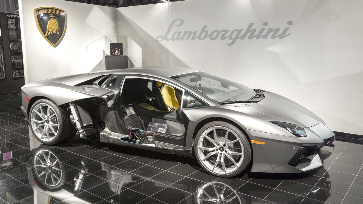 Lamborghini, a Seattle nasce il centro ricerca sulla fibra di carbonio