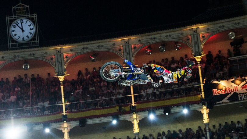 Red Bull X-Fighters compie 15 anni a Madrid