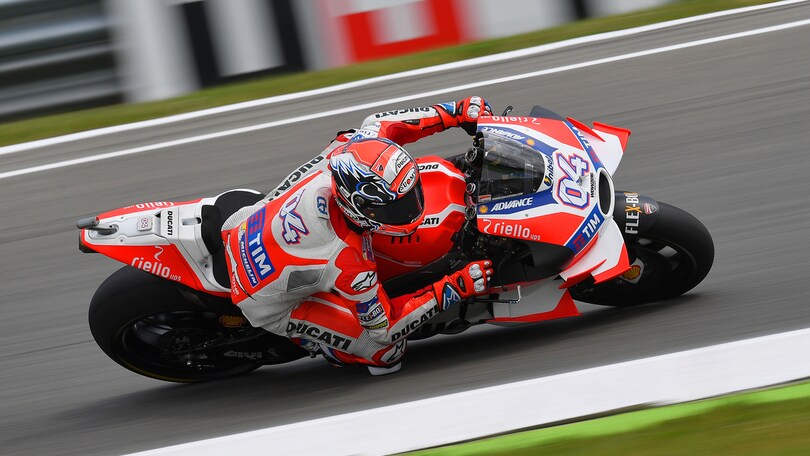 MotoGp Assen: Dovizioso guida le terze libere, Rossi è 4°