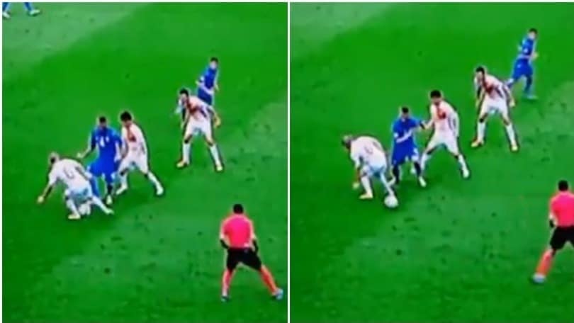 De Rossi, la classe è sempre quella: tunnel a Iniesta