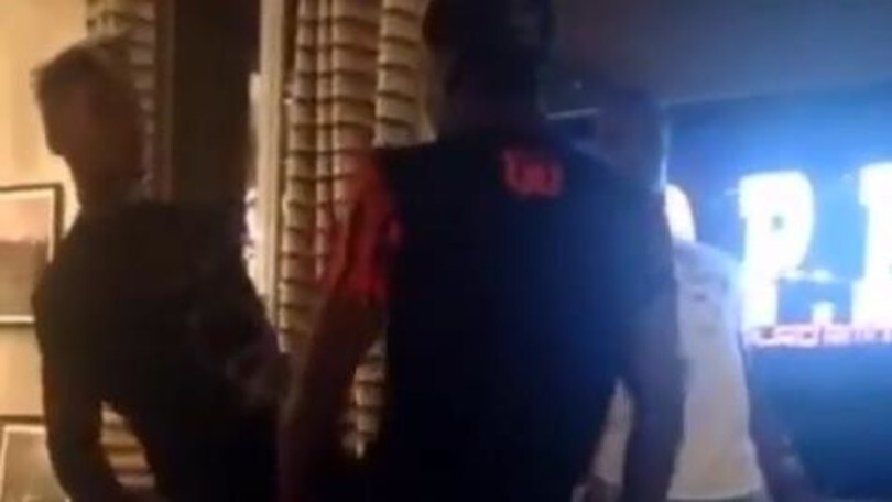 Pogba, la danza propiziatoria prima dell'Islanda