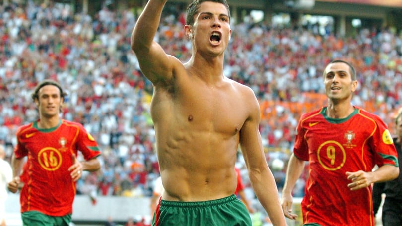 Euro 2004: Olanda ko, prima finale per il Portogallo