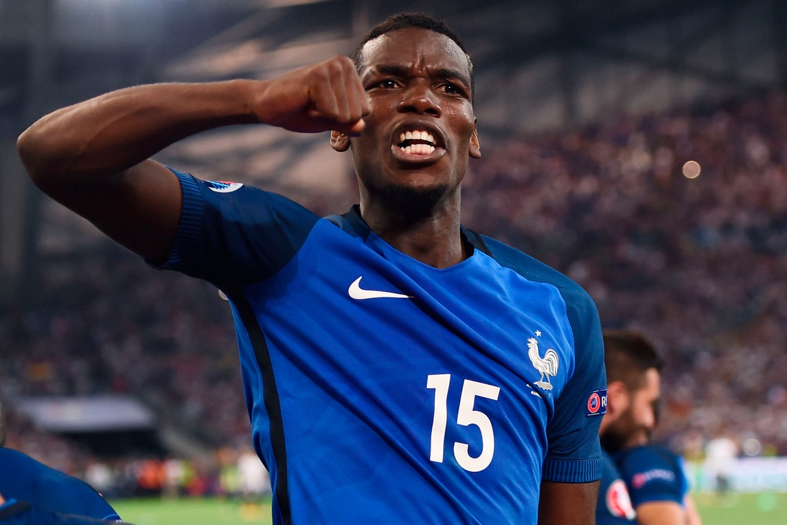 Calciomercato, «Raiola incontrerà la Juventus per Pogba allo United o al Real»