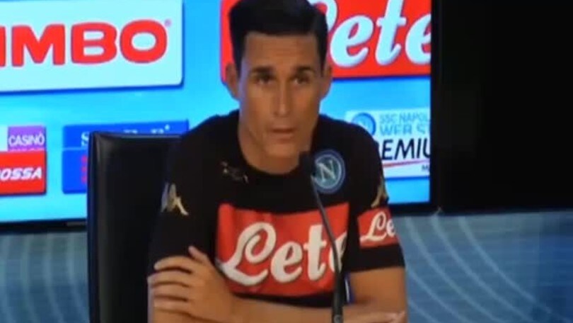 Callejon ai compagni: "Restate a Napoli"