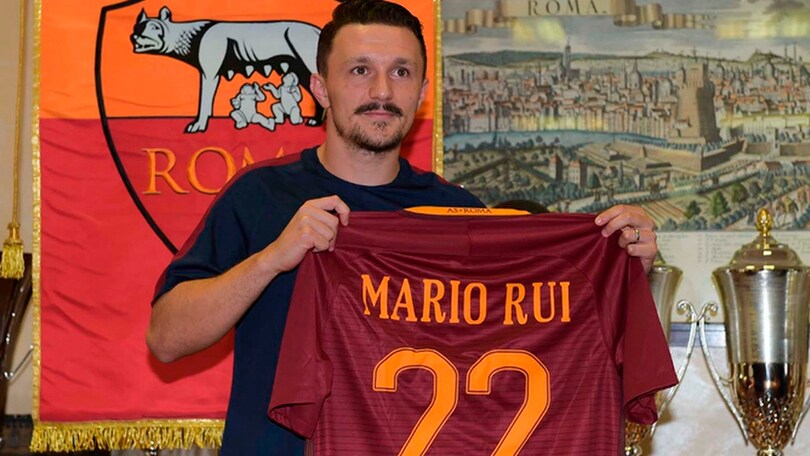 Calciomercato Roma, ufficiale Mario Rui: «Sono in un top club mondiale»
