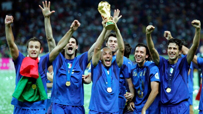 Dieci anni fa Italia campione del mondo, notte magica a Berlino!