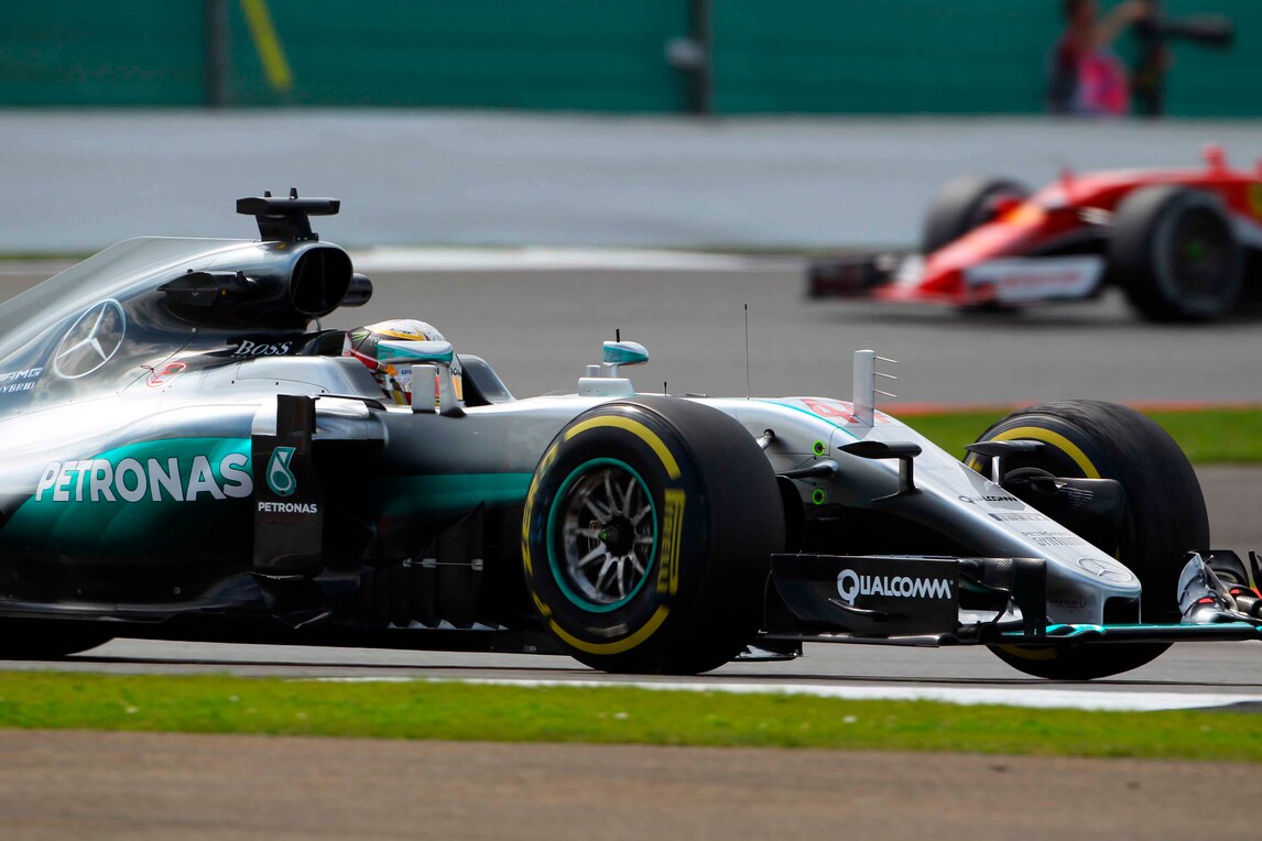 F1 Silverstone: Mercedes ancora in testa, Vettel quinto