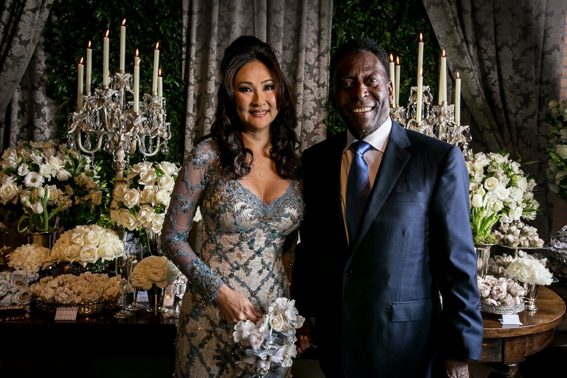 Pelè si sposa ancora, terze nozze a 75 anni
