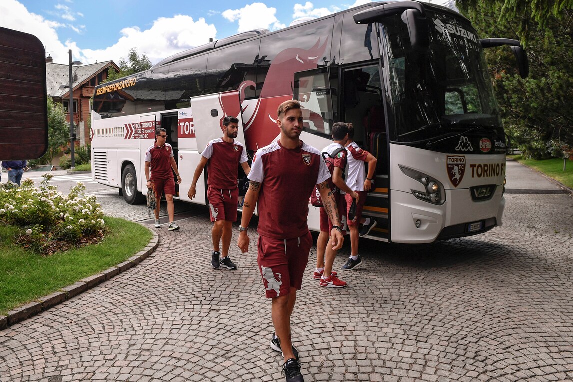 Serie A Torino, Benassi in stampelle in ritiro