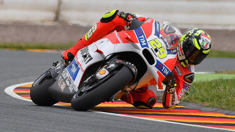 MotoGp Sachsenring: Iannone più veloce nelle ultime libere