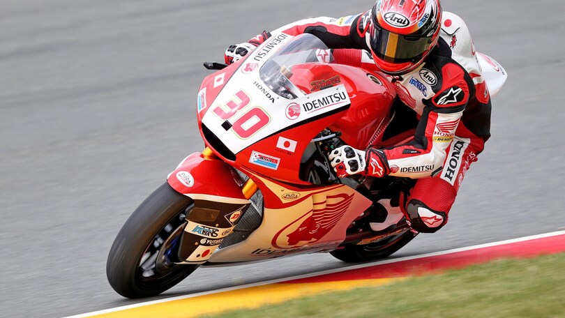 Moto2, Sachsenring: Nakagami beffa Zarco e centra la pole