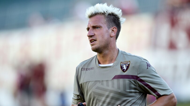 Torino, Maxi Lopez tutt'altro che sobrio: ecco il look in ritiro!