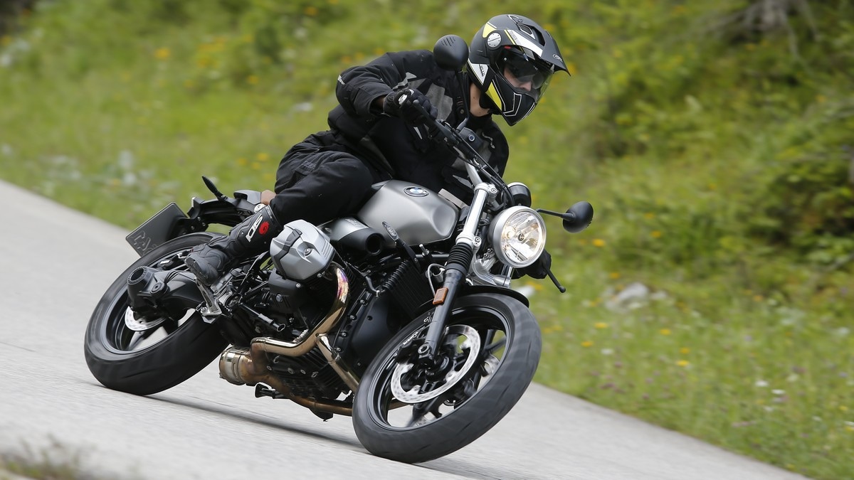 BMW R nineT, scatta l'ora della Scrambler