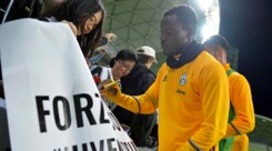 Juventus, i tifosi abbracciano la squadra a Melbourne