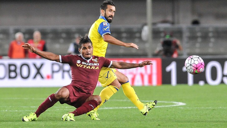 Calciomercato Chievo, Pinzi rescinde il contratto