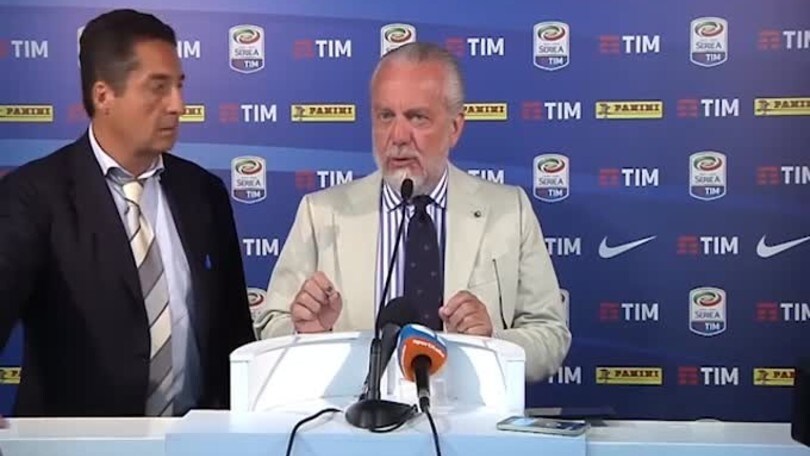 Napoli, per l'attacco si pensa a Bacca