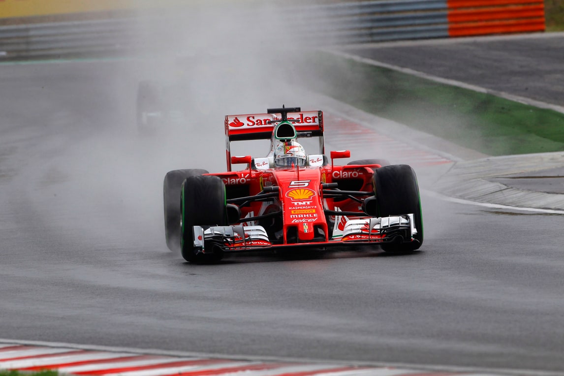 F1 Ferrari, Vettel: «In gara può succedere di tutto»