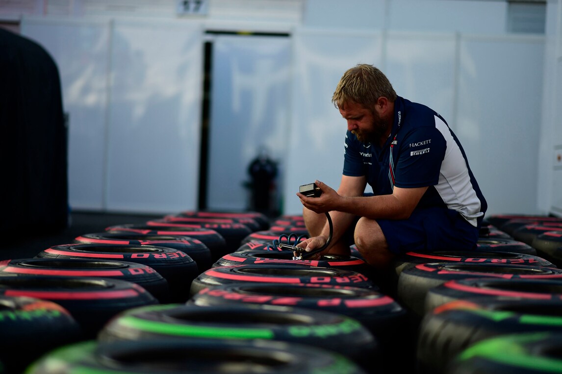 F1 Monza, Hembery: «Più pit stop con le supersoft»