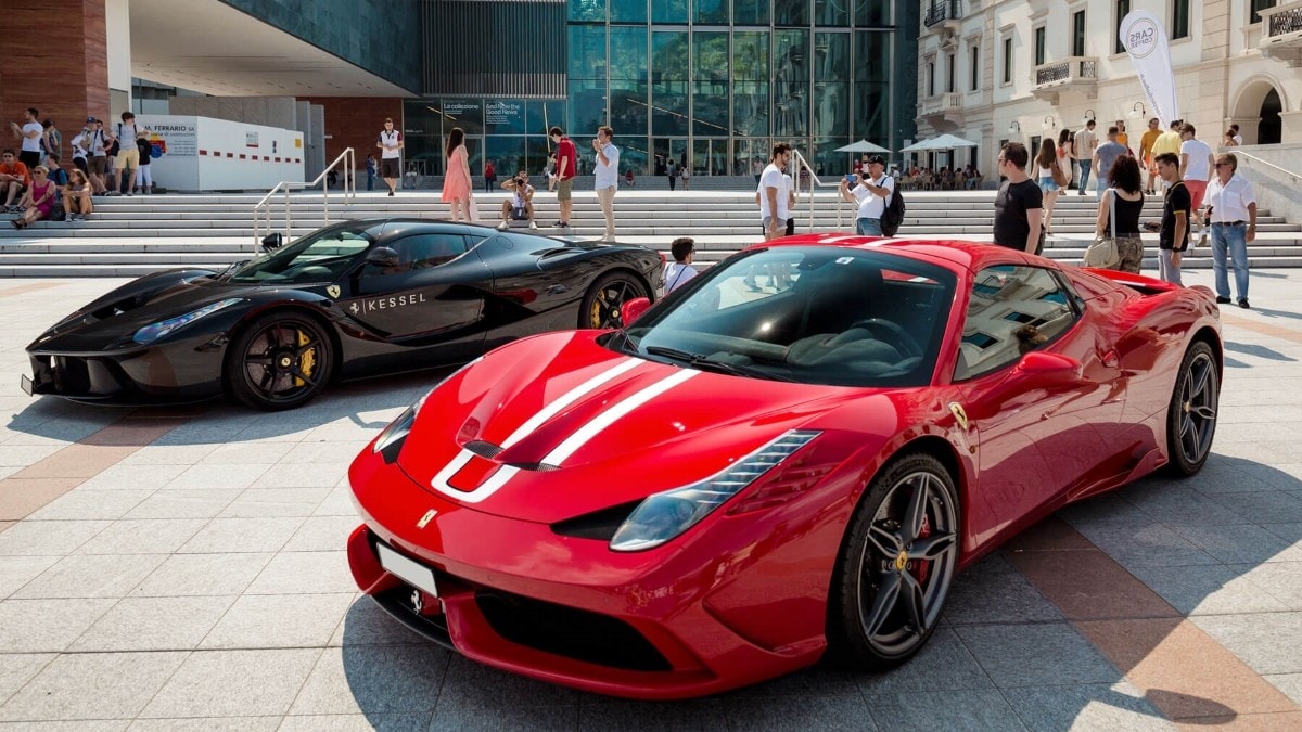 Cars and Coffee, le supercar si radunano in Svizzera