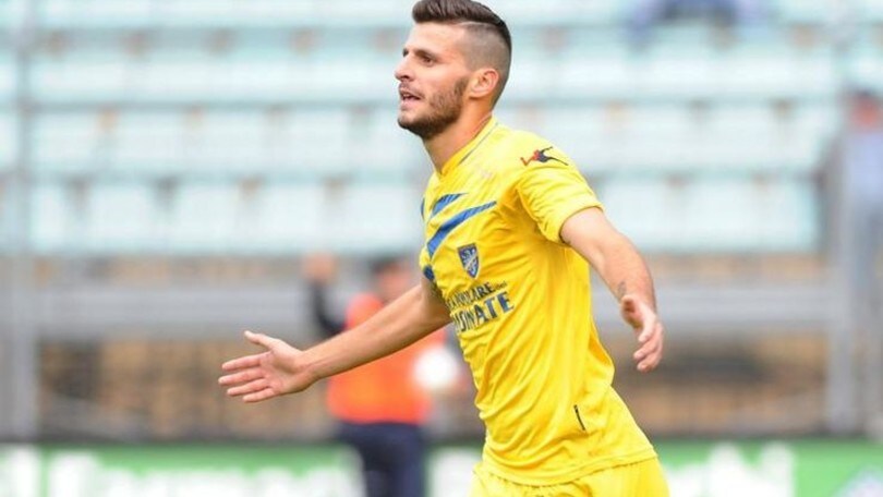 Calciomercato Pro Vercelli, Altobelli firma un biennale