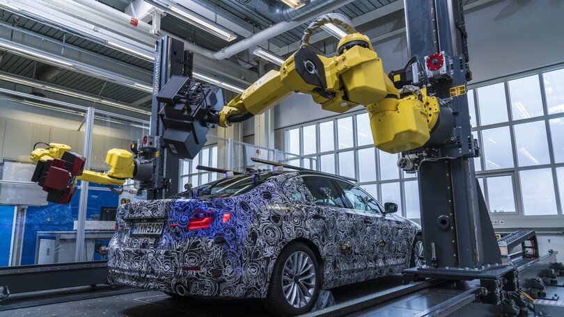 BMW nuova Serie 5: foto