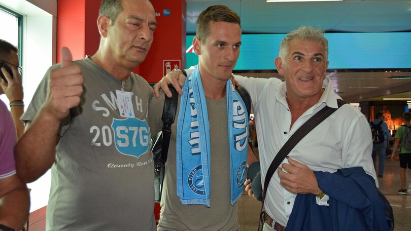 Calciomercato Napoli, Milik a Roma per le visite