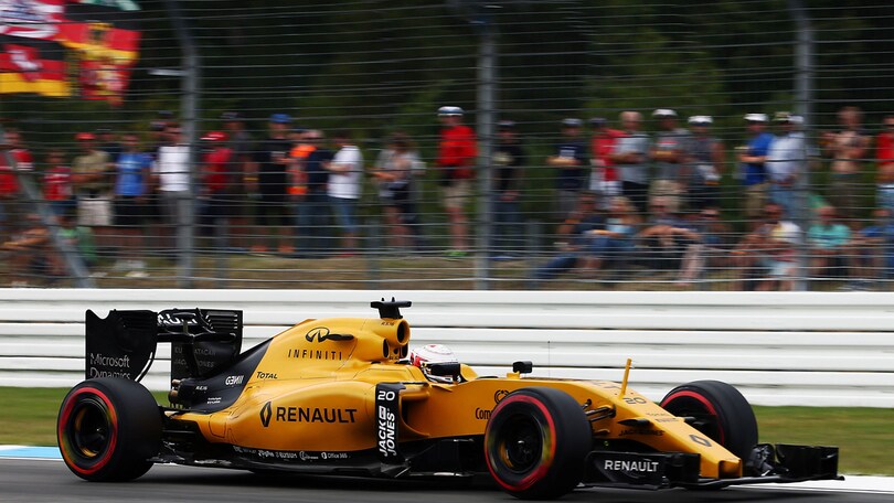 F1 Germania, Rosberg protagonista del venerdì, Vettel 3° nelle FP2
