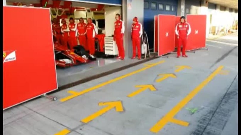 F1, Rosberg in pole