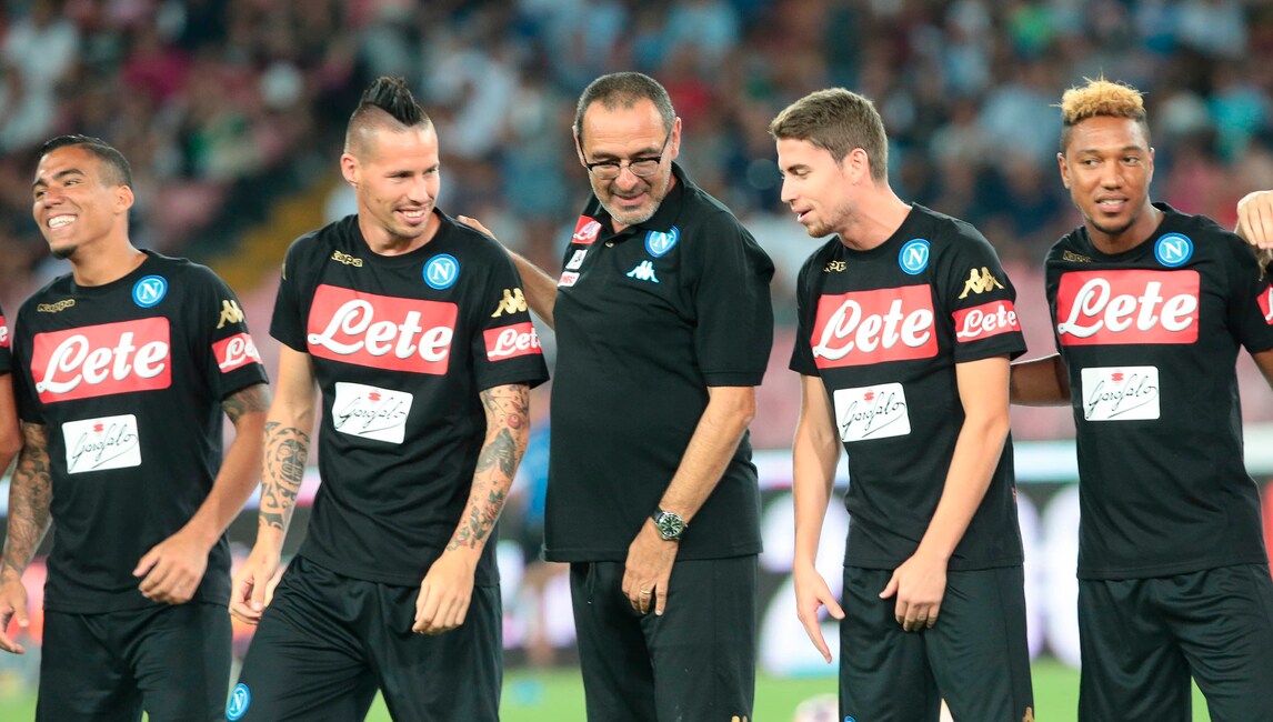 Napoli, 3-0 al Nizza. Milik al San Paolo, fischi per Higuain