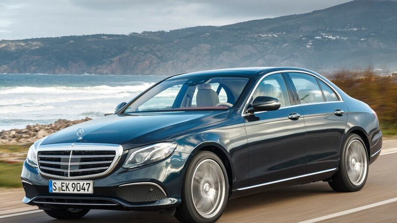 Mercedes Classe E, in USA ritirato spot sulle funzioni "autonome"