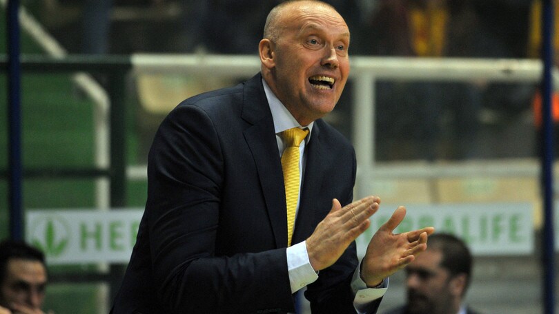 Basket Serie A, Kurtinaitis a Cantù