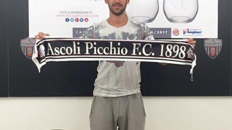 Calciomercato Ascoli, biennale per Augustyn