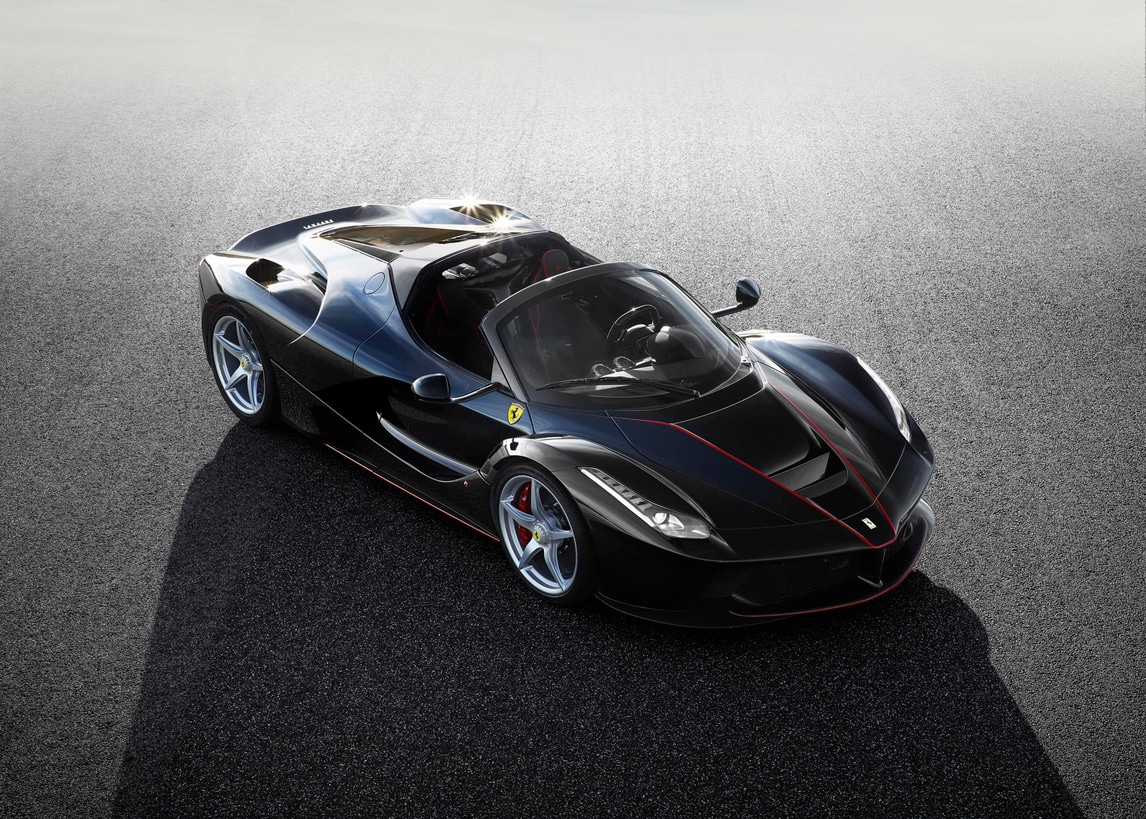 Ferrari gli nega LaFerrari Aperta, collezionista fa causa a Maranello