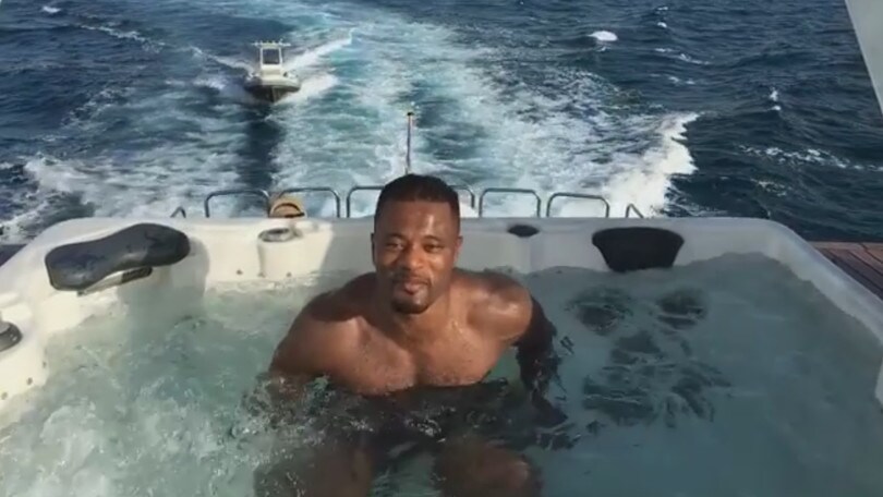 Juventus, a Evra l'oceano non basta! Bagno nella jacuzzi in barca