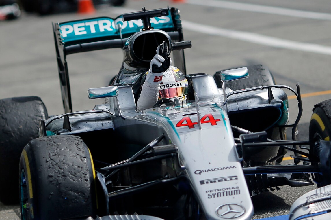 F1, Hamilton: «Un rischio non introdurre l’Halo»