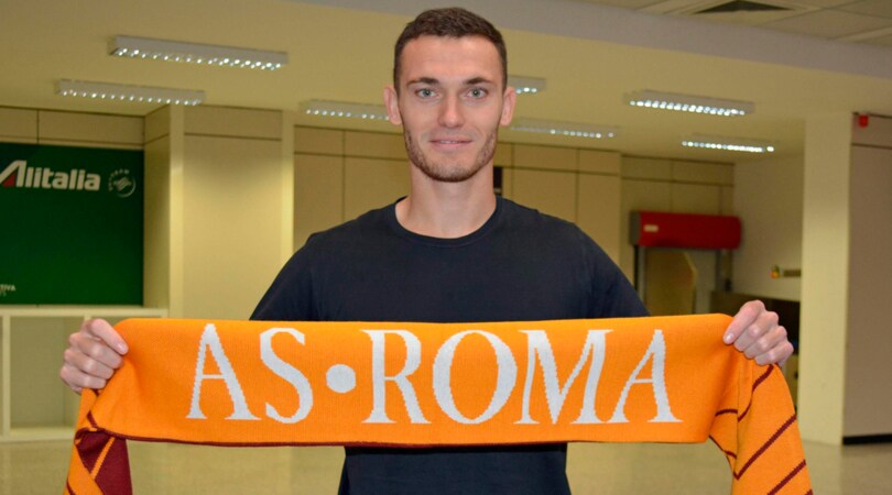 Calciomercato Roma, Vermaelen ufficiale: avrà il numero 15 di Pjanic