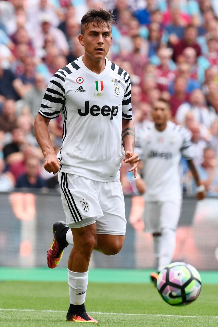 Juventus, Dybala: «Quanto mi diverto con Dani Alves e Pjanic»