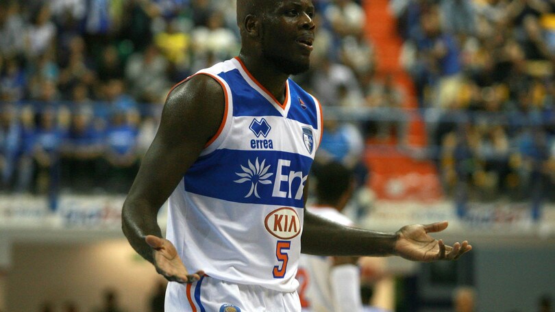 Reggio Emilia, arrivano Lesic e James