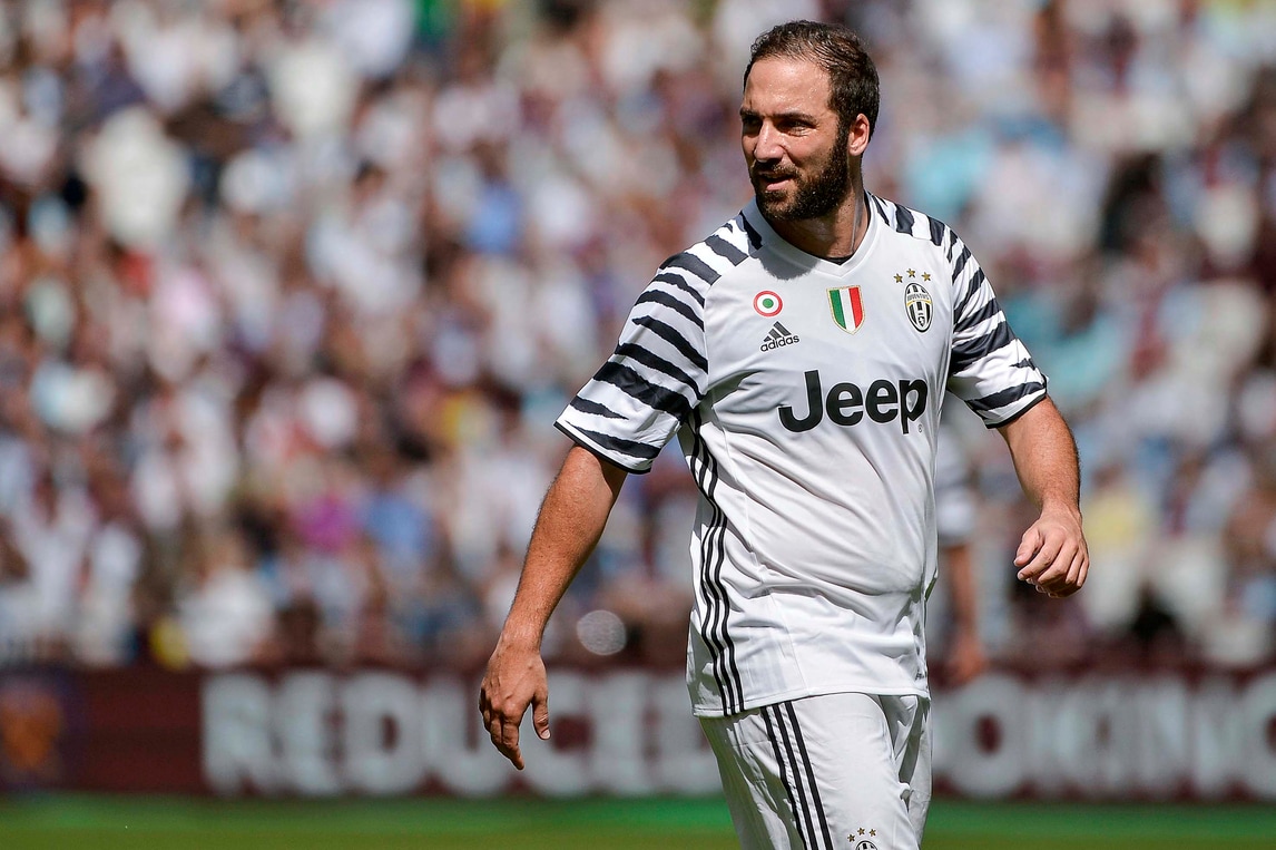 Juventus, Prosinecki: «90 milioni per Higuain? E' arrivato un maialino»