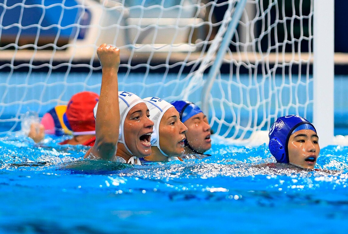 Olimpiadi, pallanuoto: Setterosa avanti sulla Russia
