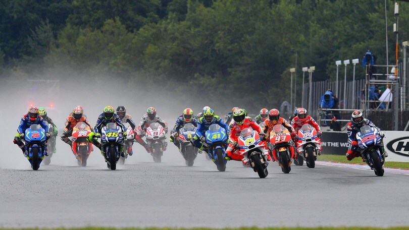 MotoGp Yamaha Tech3, frattura al femore per Bradley Smith