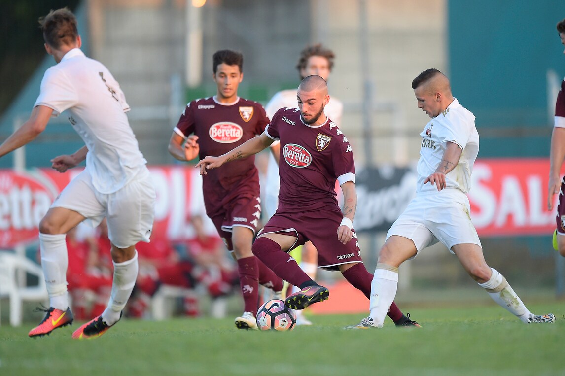 Trofeo Mamma Cairo, Milan in finale. Torino ko 2-5