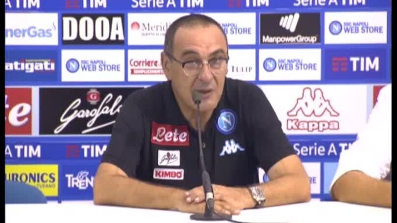 Sarri: "Mercato? "Se mi trovate uno soddisfatto dal mercato vi pago"