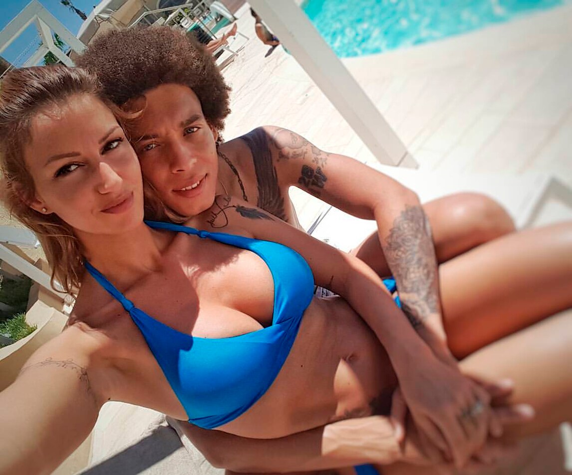 Juventus, con Witsel anche la sexy Rafaella