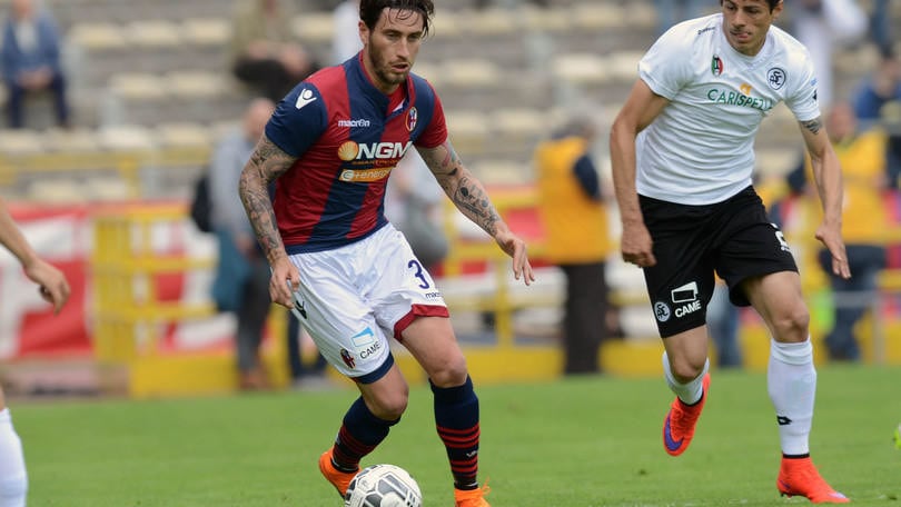 Calciomercato, Bologna, rescissione del contratto con Ceccarelli